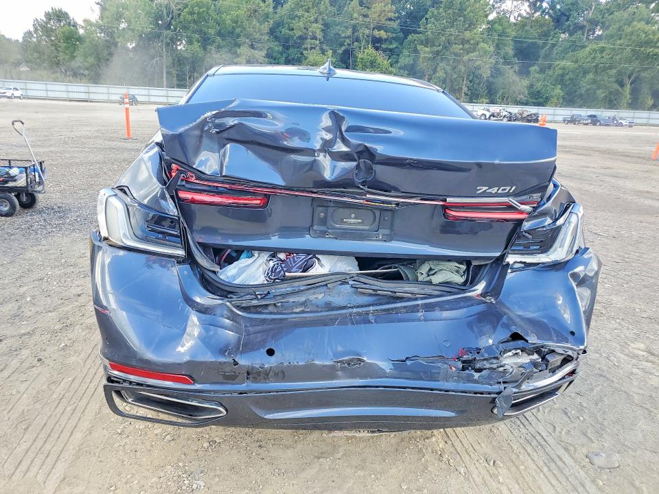 63942146 :رقم المزاد ، WBA7T2C08LGL18051 vin ، 2020 Bmw 740 مزاد بيع