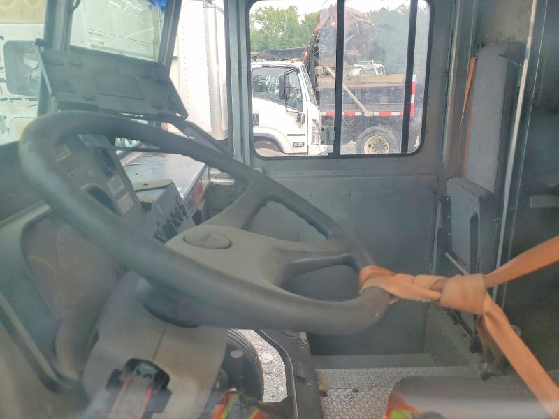 Продаж на аукціоні авто 2004 Frht - Freightliner Chassis, vin: 4UZAANCP64CL85264, номер лоту: 64289556