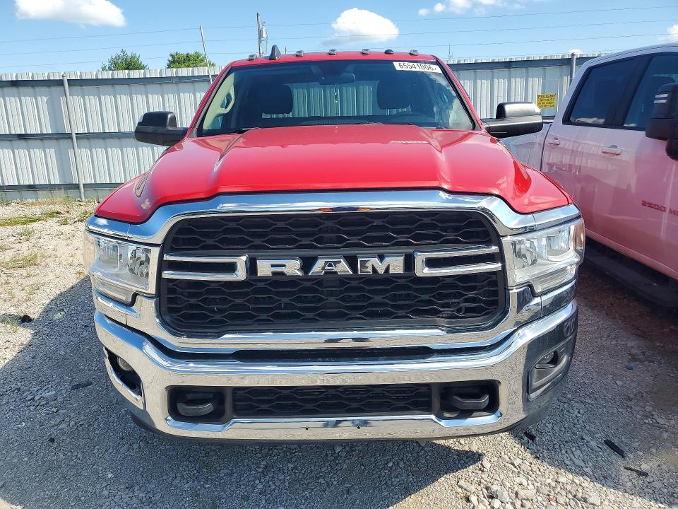 65541006 :رقم المزاد ، 3C7WRTCL4LG242977 vin ، 2020 Ram 3500 مزاد بيع
