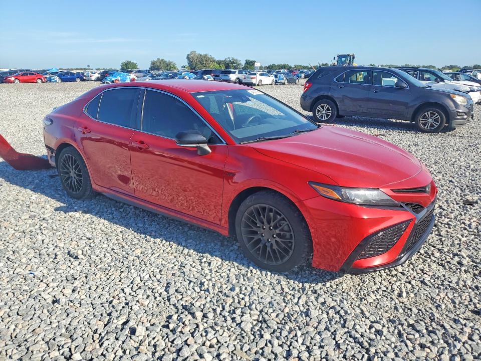 Продаж на аукціоні авто 2022 Toyota Camry, vin: 4T1G11AK4NU068735, номер лоту: 64680936