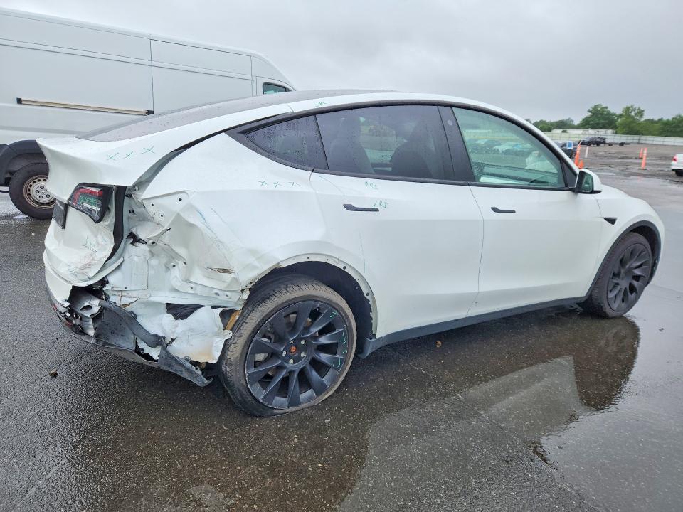 2023 Tesla Model Y მანქანა იყიდება აუქციონზე, vin: 7SAYGDEE5PF748008, აუქციონის ნომერი: 63011346