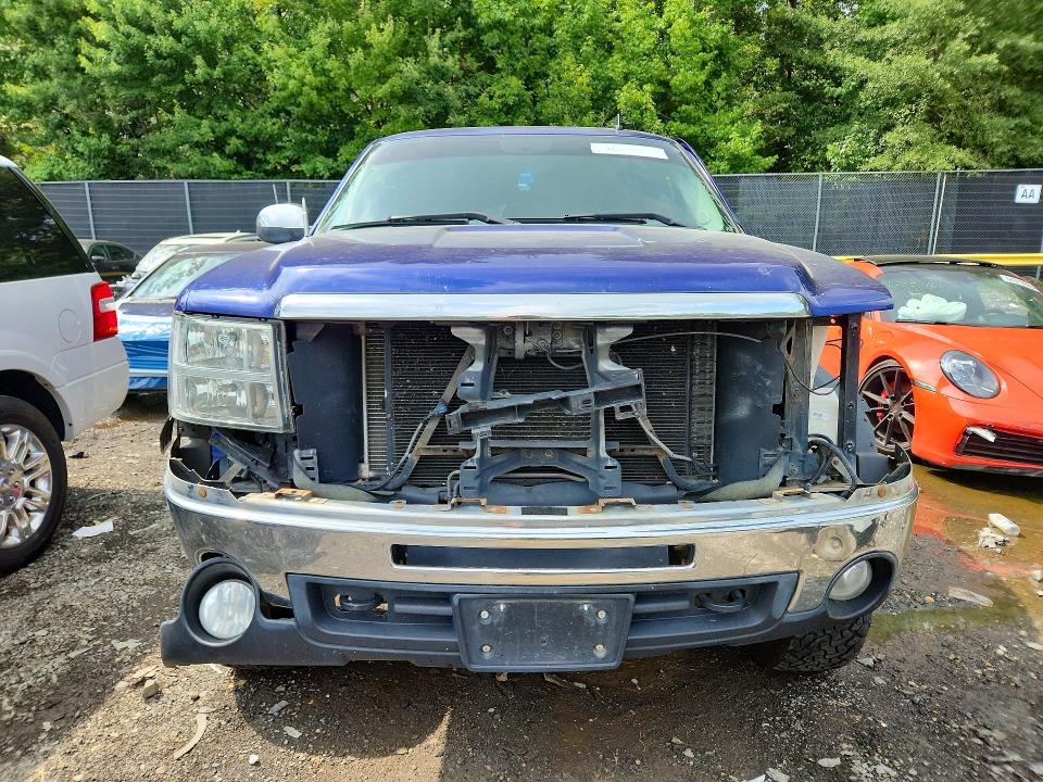 Продажа на аукционе авто 2011 Gmc Sierra, vin: 1GTR2VE3XBZ197811, номер лота: 64261886
