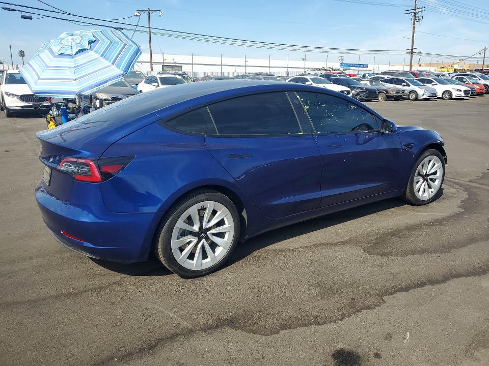 2022 Tesla Model 3 მანქანა იყიდება აუქციონზე, vin: 5YJ3E1EA7NF375818, აუქციონის ნომერი: 65958896