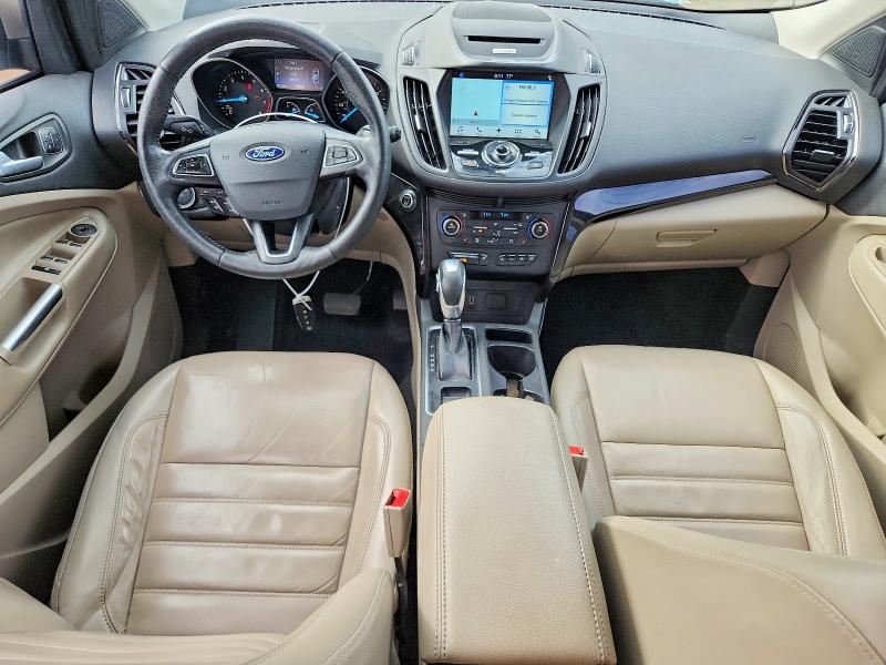 2018 Ford Escape მანქანა იყიდება აუქციონზე, vin: 1FMCU0J98JUA54652, აუქციონის ნომერი: 64176536