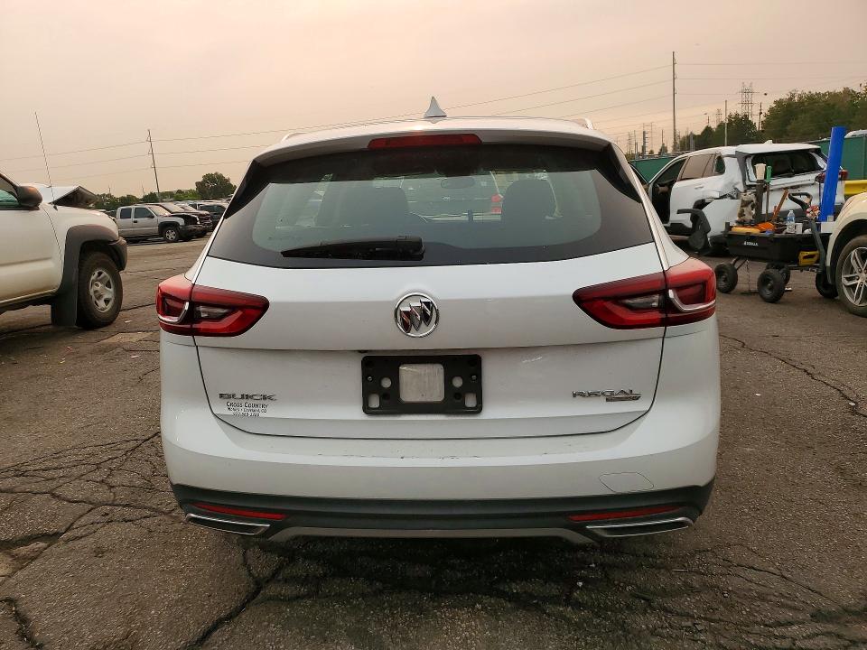 62933056 :رقم المزاد ، W04GV8SX9J1151496 vin ، 2018 Buick Regal Tourx مزاد بيع