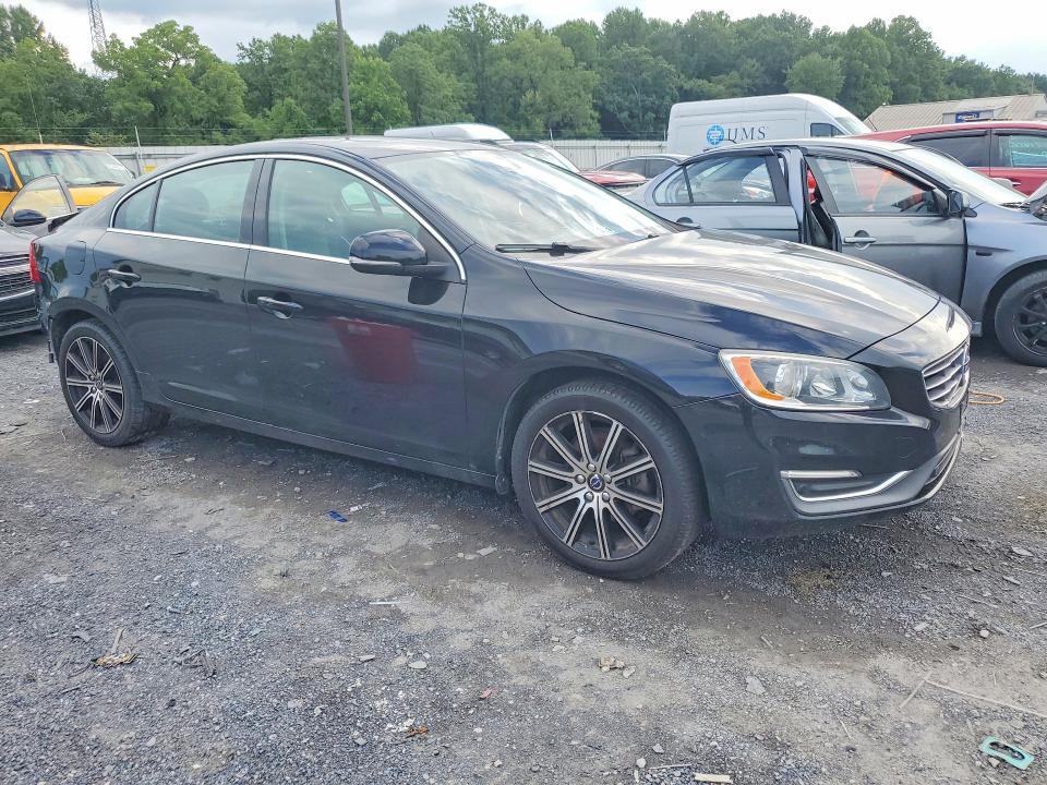 Продаж на аукціоні авто 2017 Volvo S60, vin: LYV402HK2HB147339, номер лоту: 65405366
