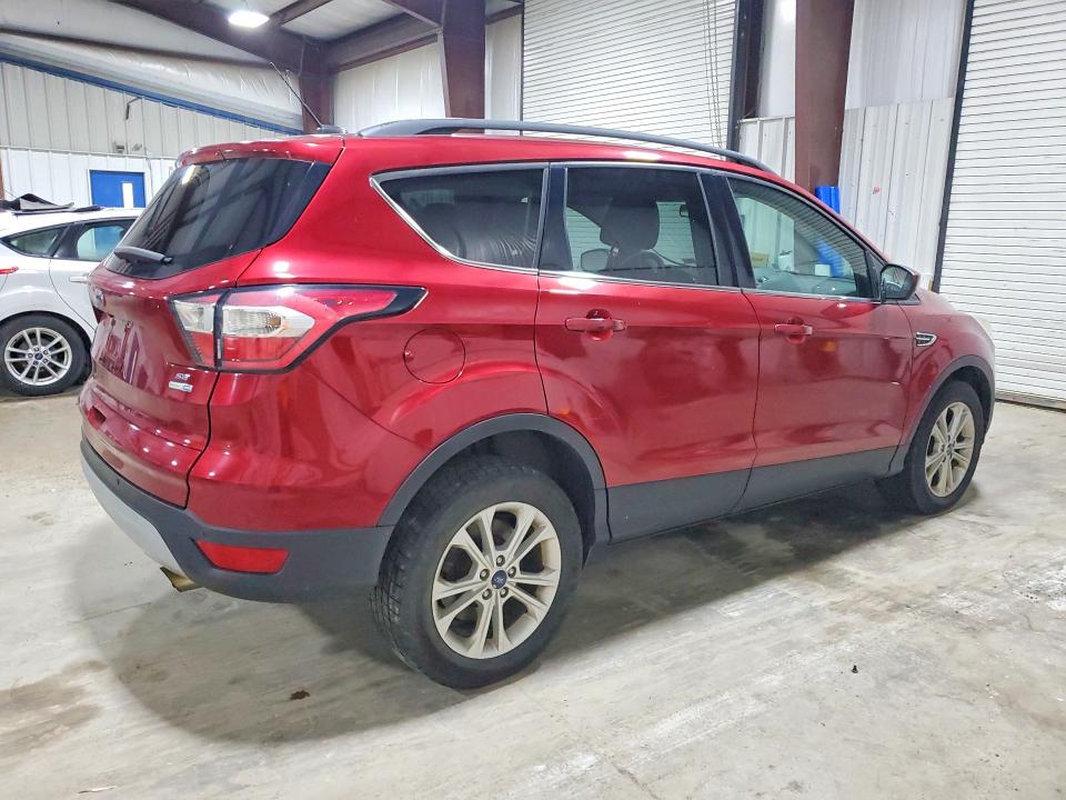 64319826 :رقم المزاد ، 1FMCU9GD4HUD25703 vin ، 2017 Ford Escape مزاد بيع