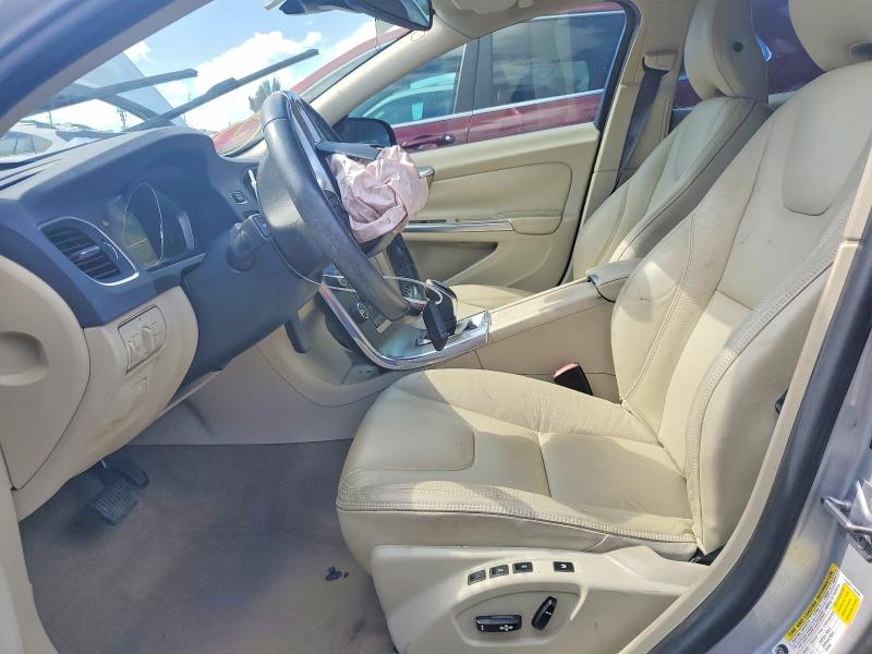 62745266 :رقم المزاد ، YV1612FS7E2290478 vin ، 2014 Volvo S60 مزاد بيع