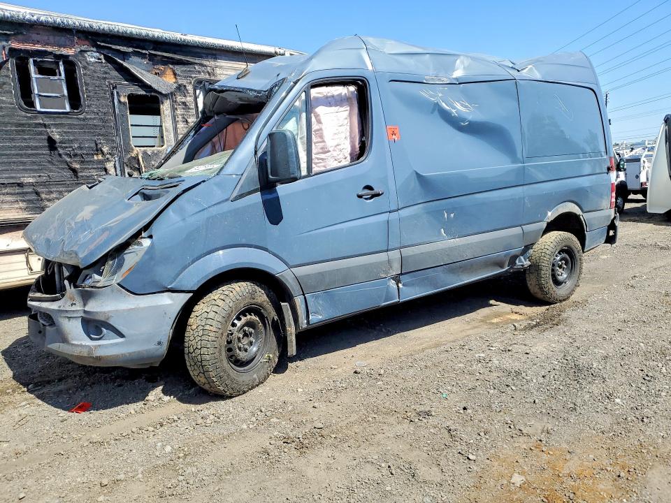 2018 Mercedes-benz Sprinter მანქანა იყიდება აუქციონზე, vin: WD3PE7CD5JP637864, აუქციონის ნომერი: 64425976