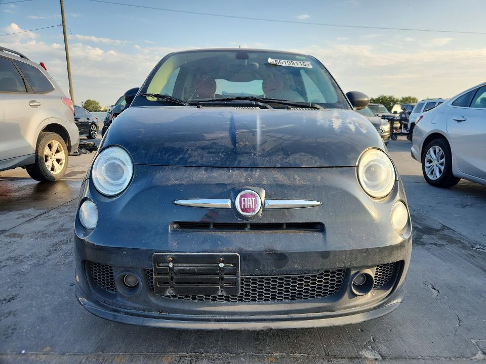 66199116 :رقم المزاد ، 3C3CFFKH5JT420931 vin ، 2018 Fiat 500 مزاد بيع