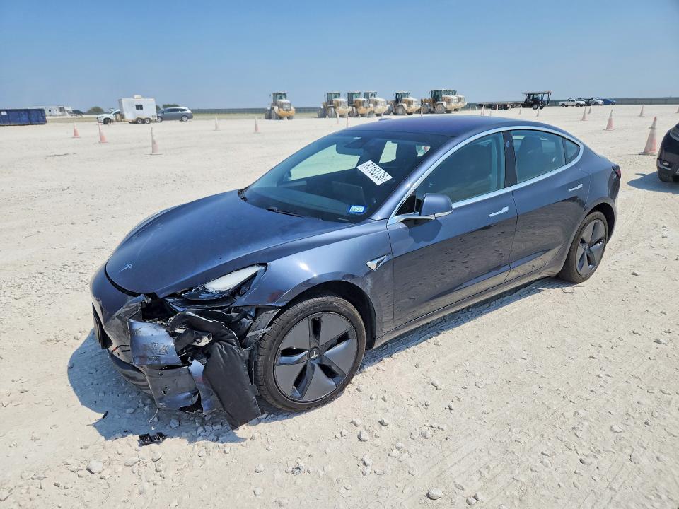 67163136 :رقم المزاد ، 5YJ3E1EA9JF028114 vin ، 2018 Tesla Mdl 3 مزاد بيع