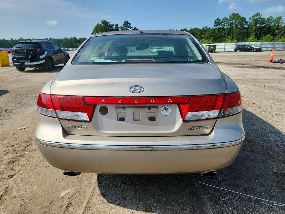 2006 Hyundai Azera მანქანა იყიდება აუქციონზე, vin: KMHFC46F16A136091, აუქციონის ნომერი: 66798876