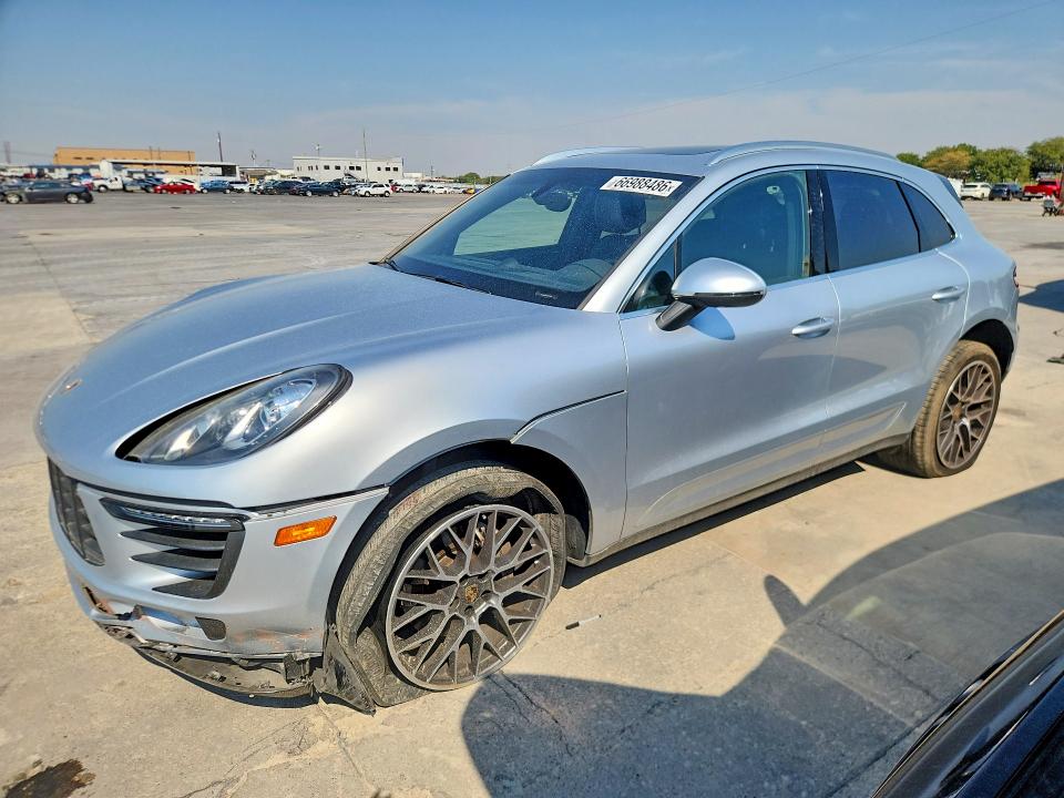 66988486 :رقم المزاد ، WP1AB2A55GLB57146 vin ، 2016 Porsche Macan مزاد بيع