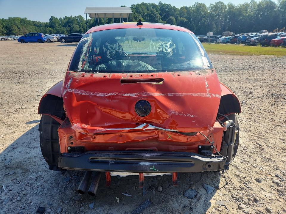 2016 Volkswagen Beetle მანქანა იყიდება აუქციონზე, vin: 3VWJ17ATXGM630583, აუქციონის ნომერი: 66694416