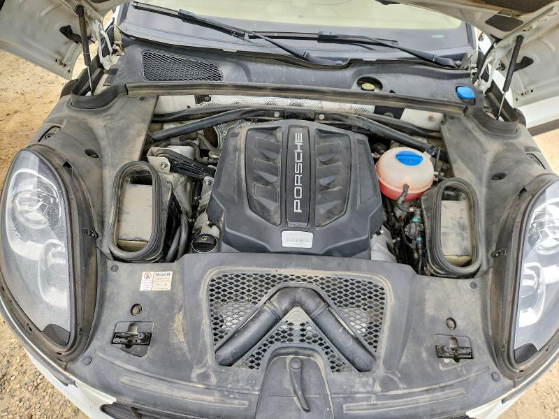 Продажа на аукционе авто 2015 Porsche Macan, vin: WP1AB2A55FLB60028, номер лота: 65051806