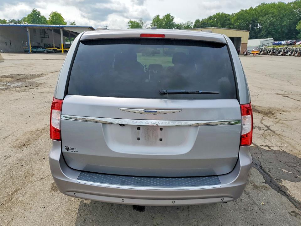 2014 Chrysler Town & Country მანქანა იყიდება აუქციონზე, vin: 2C4RC1BGXER336573, აუქციონის ნომერი: 64799756
