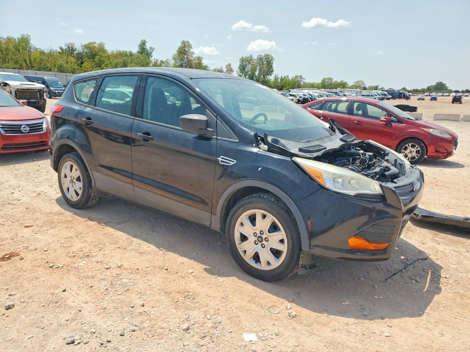 2013 Ford Escape მანქანა იყიდება აუქციონზე, vin: 1FMCU0F76DUB23043, აუქციონის ნომერი: 64046466