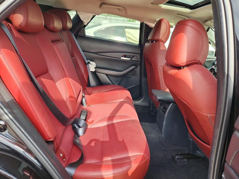 65697296 :رقم المزاد ، 3MVDMBDMXSM860646 vin ، 2025 Mazda Cx-30 مزاد بيع