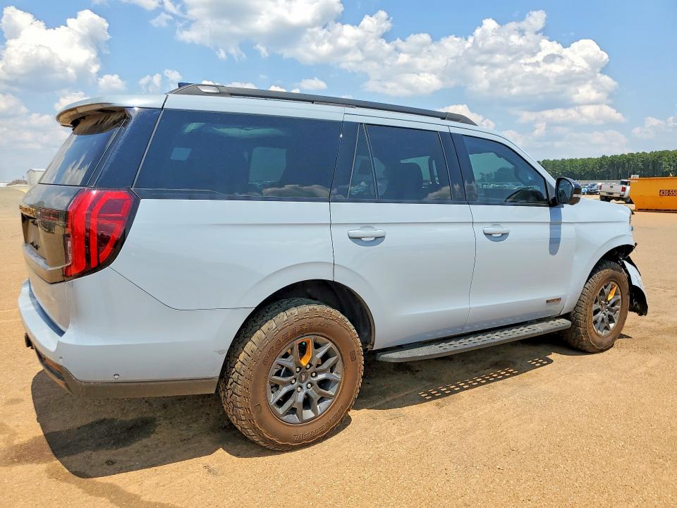 Продаж на аукціоні авто 2025 Ford Expedition, vin: 1FMJU1RG3SEA04639, номер лоту: 67071716