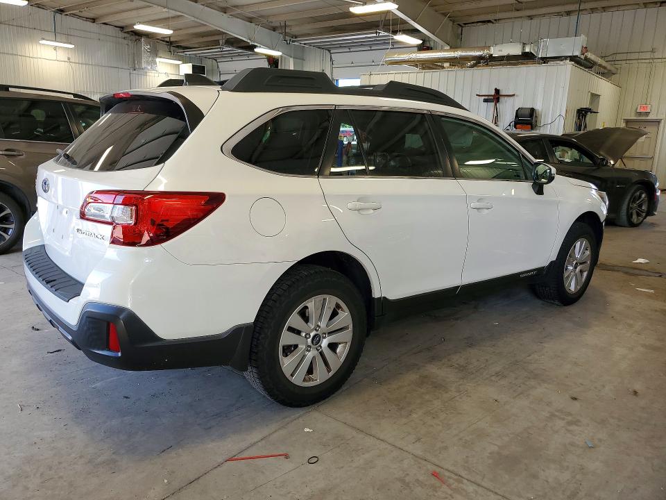 Продаж на аукціоні авто 2018 Subaru Outback, vin: 4S4BSAHC0J3270235, номер лоту: 65604286