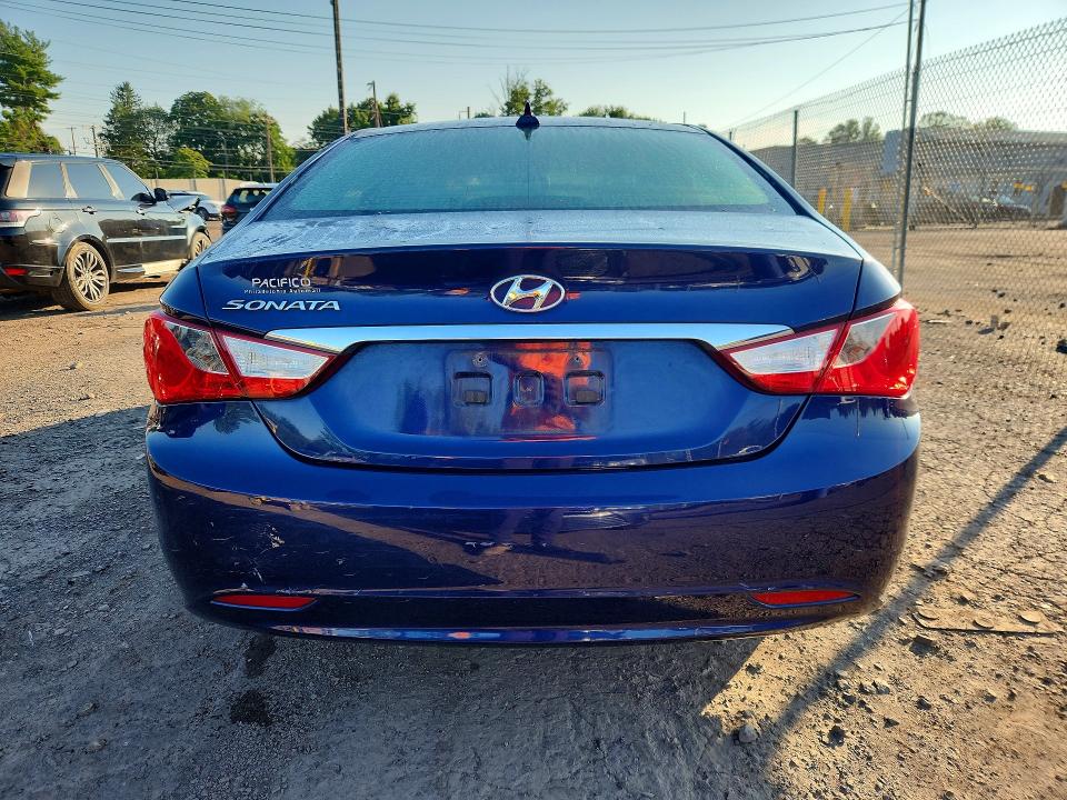 Продажа на аукционе авто 2013 Hyundai Sonata, vin: 5NPEB4AC4DH658302, номер лота: 64272046