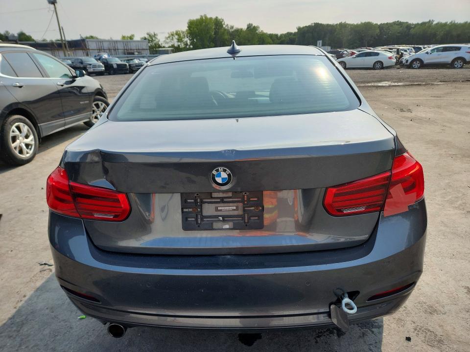 Продаж на аукціоні авто 2018 Bmw 320, vin: WBA8A3C58JA357976, номер лоту: 64994296