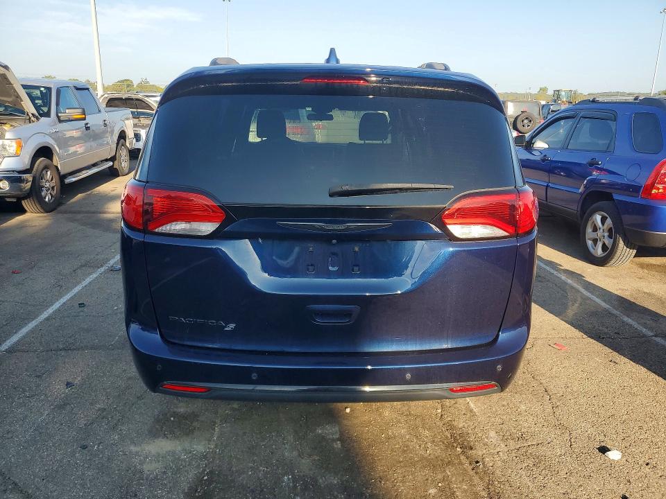 66582176 :رقم المزاد ، 2C4RC1BG3JR364466 vin ، 2018 Chrysler Pacifica مزاد بيع