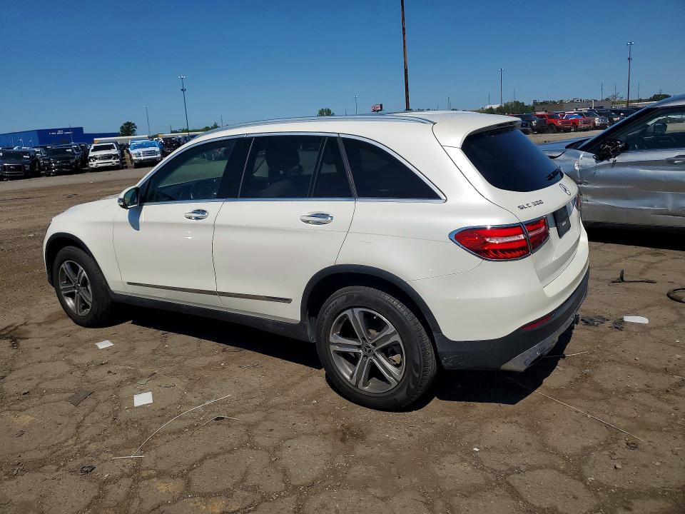 2018 Mercedes-benz Glc მანქანა იყიდება აუქციონზე, vin: WDC0G4KB6JV033679, აუქციონის ნომერი: 61714046