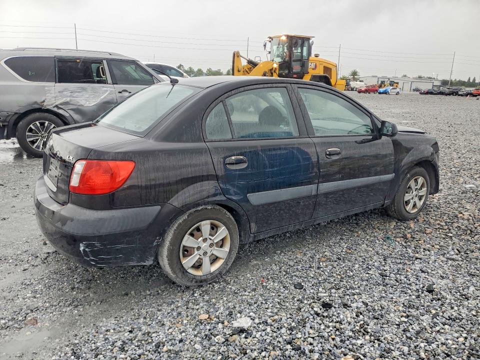 2006 Kia Rio მანქანა იყიდება აუქციონზე, vin: KNADE123166136575, აუქციონის ნომერი: 62946186