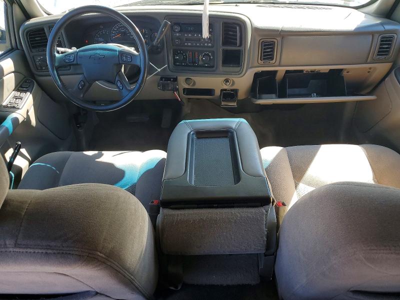64518756 :رقم المزاد ، 3GNFK16Z85G150352 vin ، 2005 Chevrolet Suburban مزاد بيع