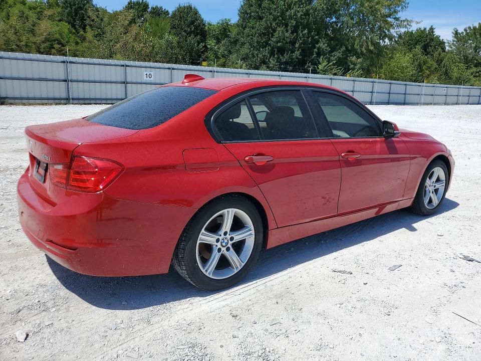 2013 Bmw 328 მანქანა იყიდება აუქციონზე, vin: WBA3A5C53DJ462631, აუქციონის ნომერი: 66215316