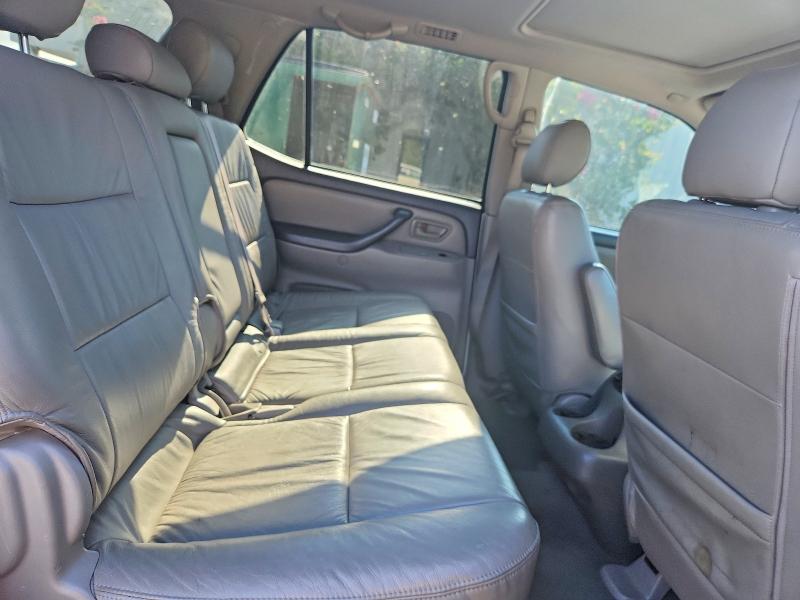 63187956 :رقم المزاد ، 5TDZT34A85S250108 vin ، 2005 Toyota Sequoia مزاد بيع