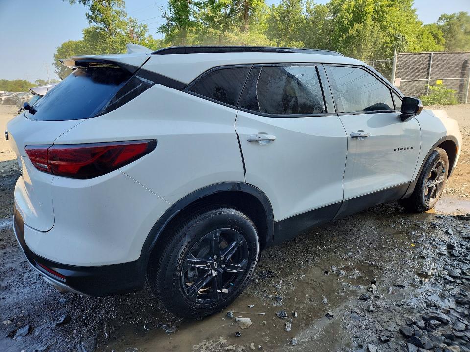Продаж на аукціоні авто 2023 Chevrolet Blazer, vin: 3GNKBJR44PS177577, номер лоту: 63199876