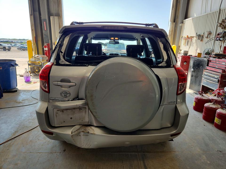 2006 Toyota Rav4 მანქანა იყიდება აუქციონზე, vin: JTMBD33V966008769, აუქციონის ნომერი: 65276986