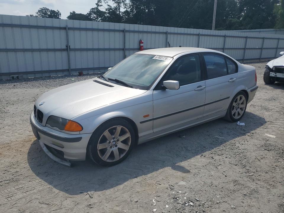 67032736 :رقم المزاد ، WBAAV33411FU95908 vin ، 2001 Bmw 325 مزاد بيع