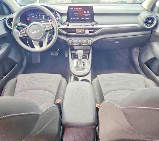 65605266 :رقم المزاد ، 3KPF24AD3NE437146 vin ، 2022 Kia Forte مزاد بيع
