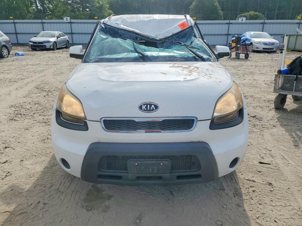 66936306 :رقم المزاد ، KNDJT2A29B7282172 vin ، 2011 Kia Soul مزاد بيع