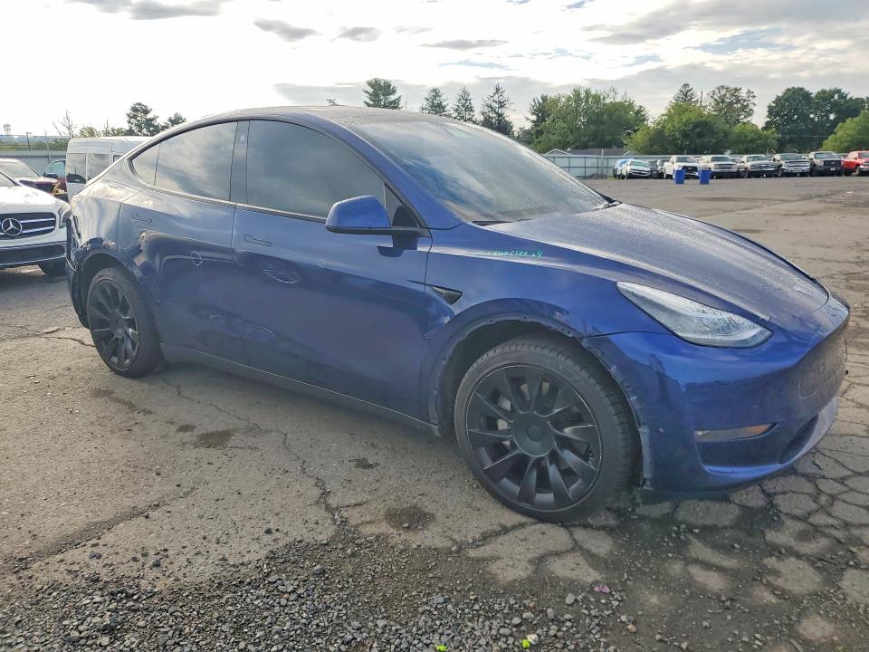 Продаж на аукціоні авто 2022 Tesla Model Y, vin: 7SAYGDEE0NF423313, номер лоту: 65877096