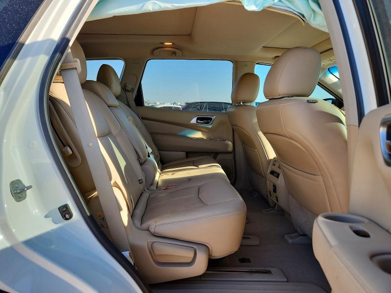 Продажа на аукционе авто 2015 Nissan Pathfinder, vin: 5N1AR2MM7FC692568, номер лота: 67261676