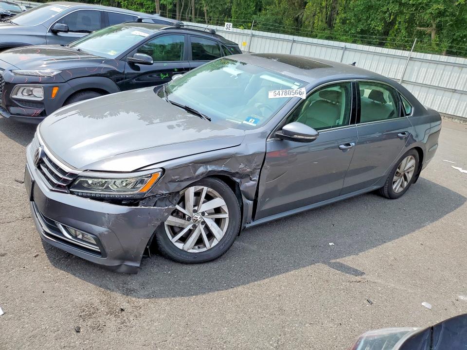 Продажа на аукционе авто 2018 Volkswagen Passat, vin: 1VWBA7A3XJC044124, номер лота: 64780566