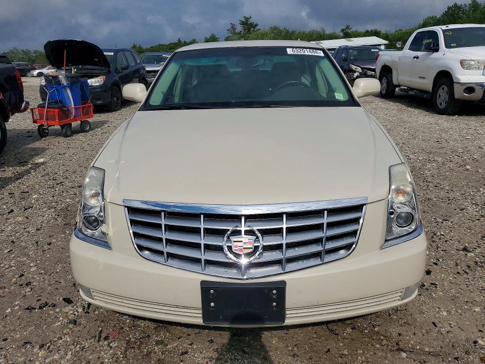 Продажа на аукционе авто 2011 Cadillac Dts, vin: 1G6KA5E62BU105167, номер лота: 63201486
