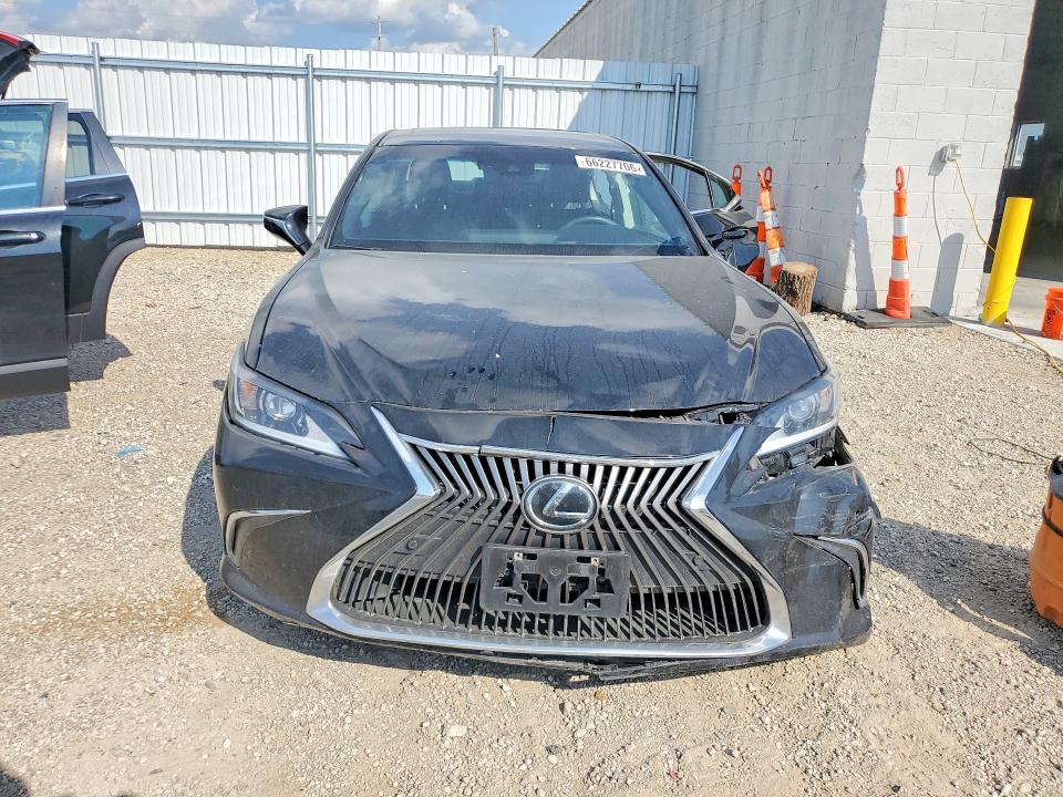 2021 Lexus Es 250 მანქანა იყიდება აუქციონზე, vin: 58AD11D18MU007126, აუქციონის ნომერი: 66227706