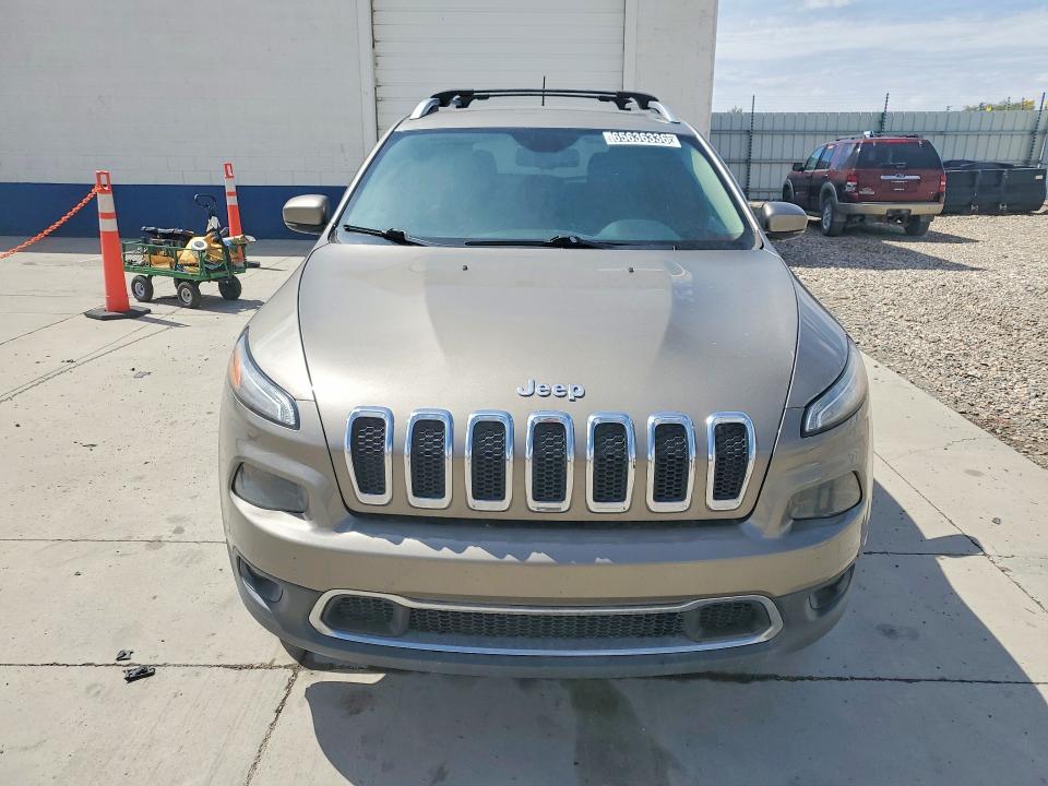Продажа на аукционе авто 2017 Jeep Cherokee, vin: 1C4PJMDBXHW557635, номер лота: 65636336