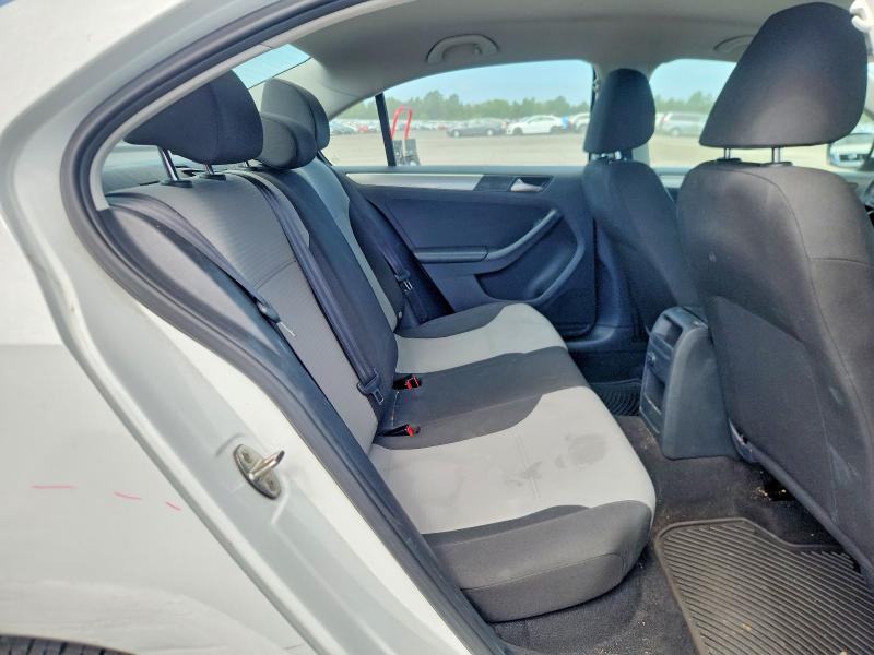 Продажа на аукционе авто 2017 Volkswagen Jetta, vin: 3VW2B7AJ5HM227547, номер лота: 67172236