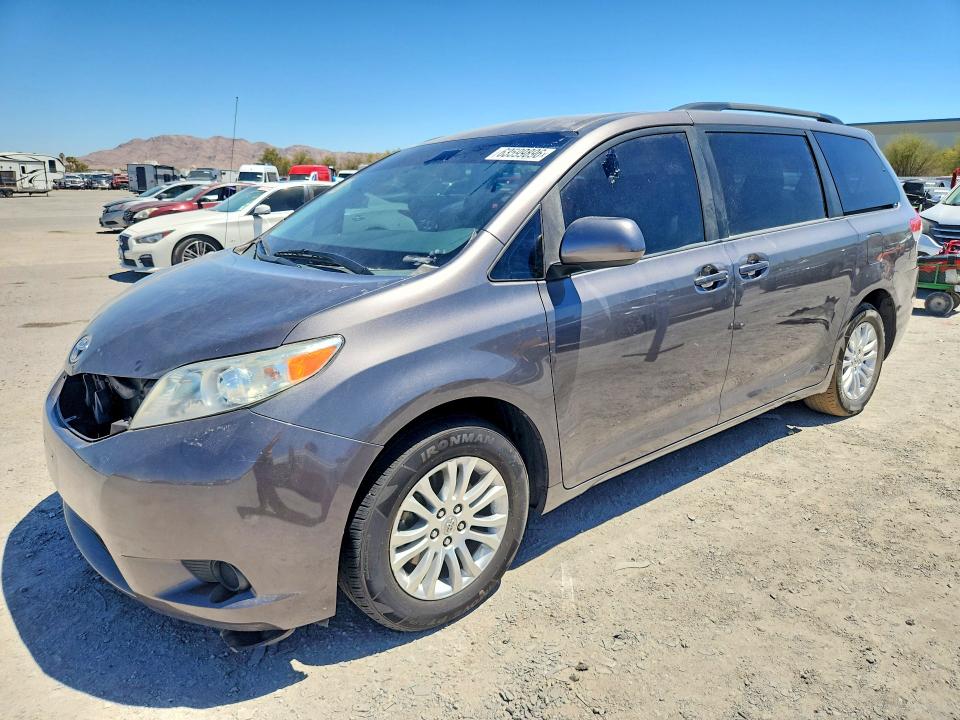 2011 Toyota Sienna მანქანა იყიდება აუქციონზე, vin: 5TDKK3DC3BS148748, აუქციონის ნომერი: 63599896