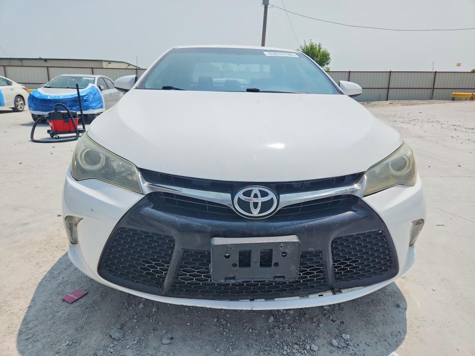 Aukcja sprzedaży 2015 Toyota Camry, vin: 4T1BF1FKXFU934556, numer aukcji: 63876136