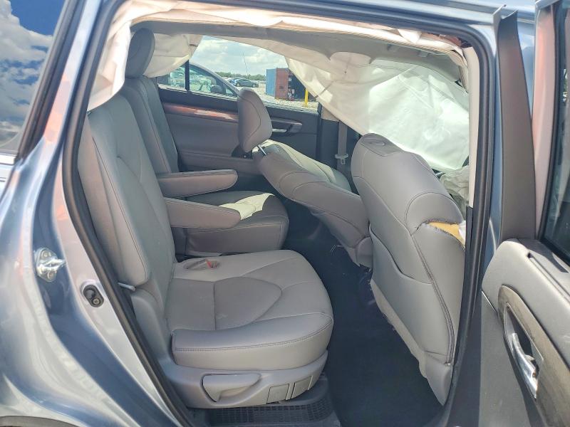 63658996 :رقم المزاد ، 5TDFARAH5MS009151 vin ، 2021 Toyota Highlander مزاد بيع