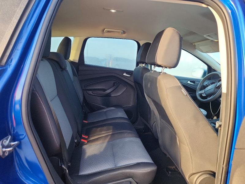 64548786 :رقم المزاد ، 1FMCU0GD4HUD24823 vin ، 2017 Ford Escape مزاد بيع