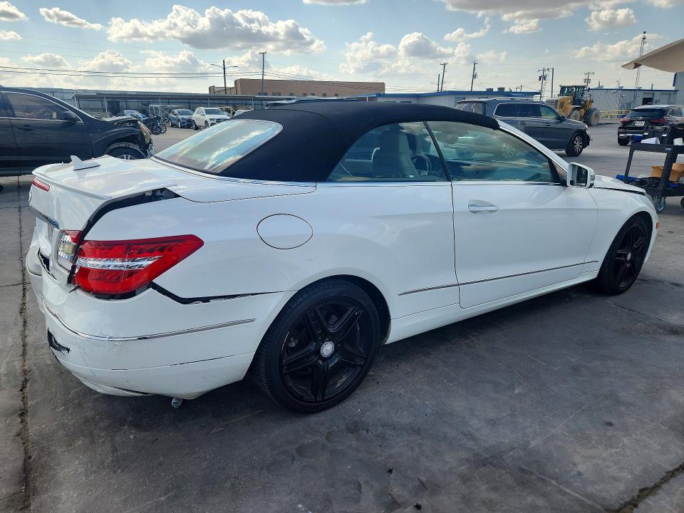 2013 Mercedes-benz E მანქანა იყიდება აუქციონზე, vin: WDDKK5KFXDF188052, აუქციონის ნომერი: 64077066