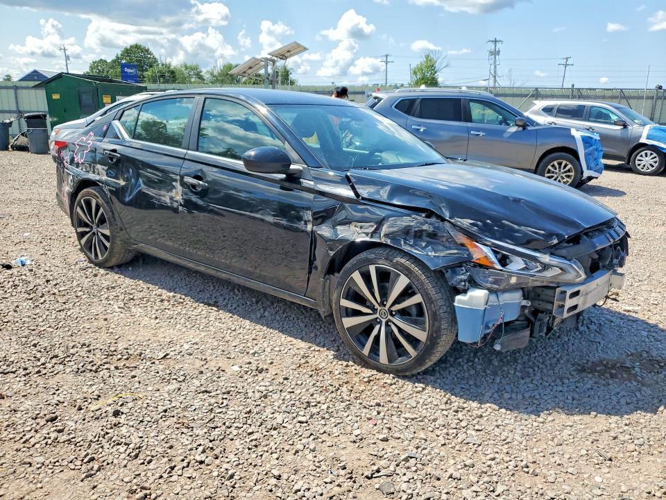 64967926 :رقم المزاد ، 1N4BL4CW8LC151944 vin ، 2020 Nissan Altima مزاد بيع